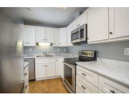 310 1437 Foster Street, White Rock, BC V4B3X6 Photo 10