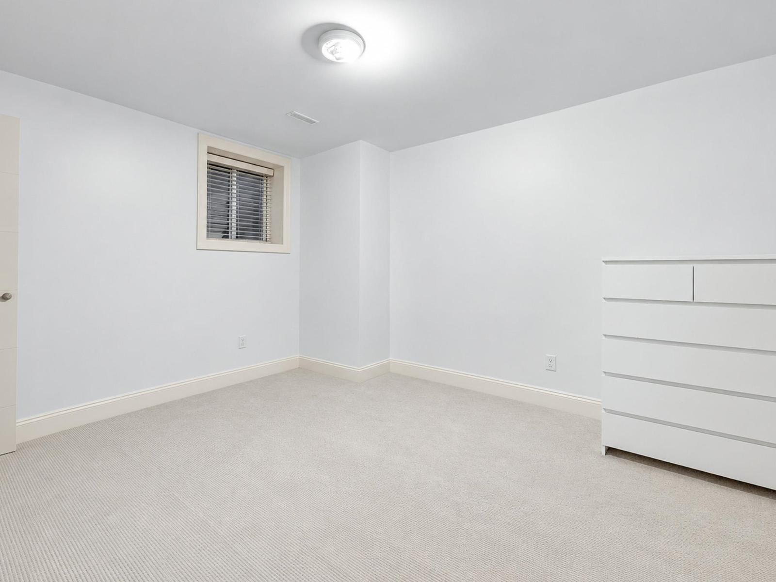2560 163 STREET, Surrey