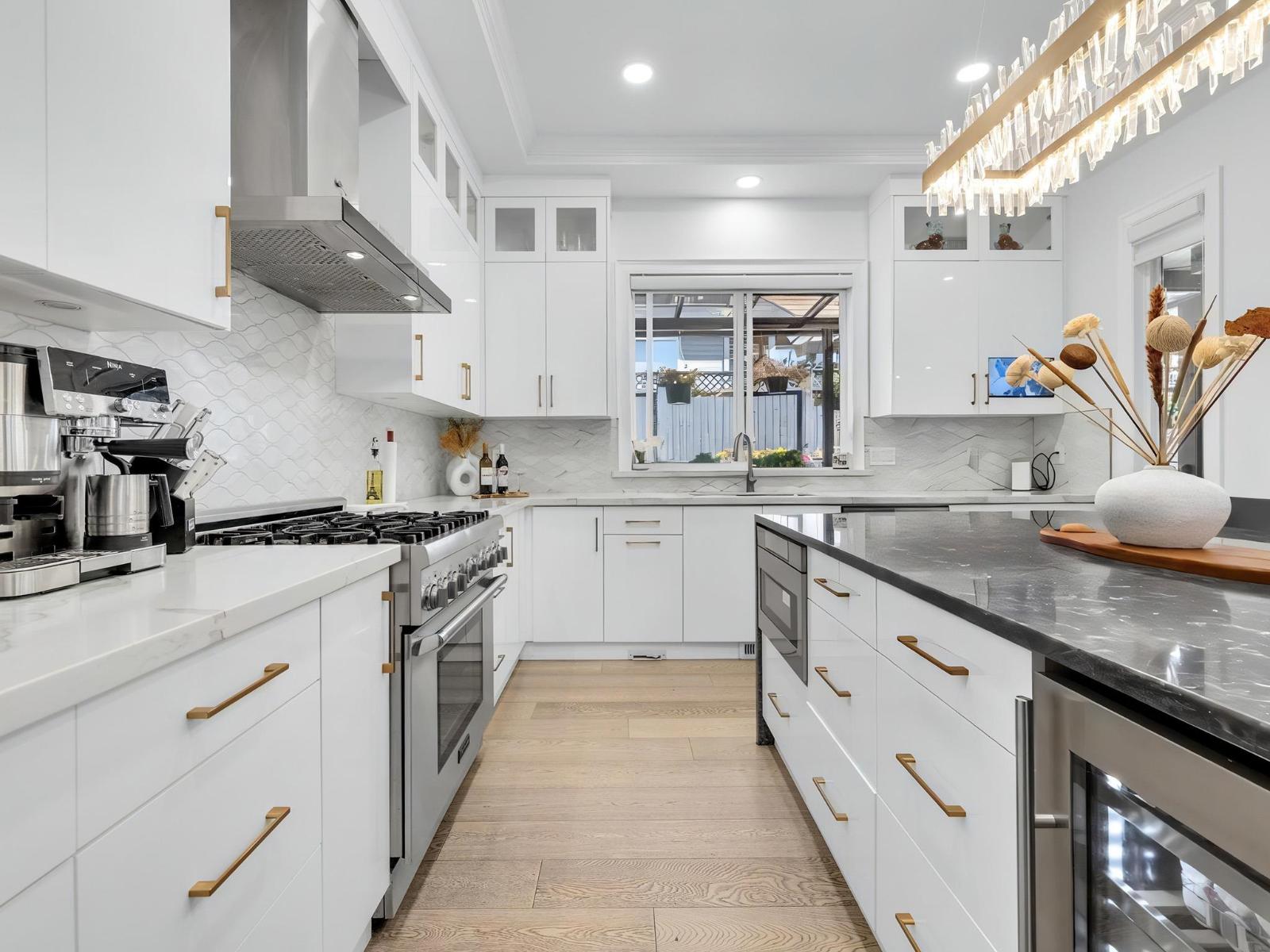2560 163 STREET, Surrey