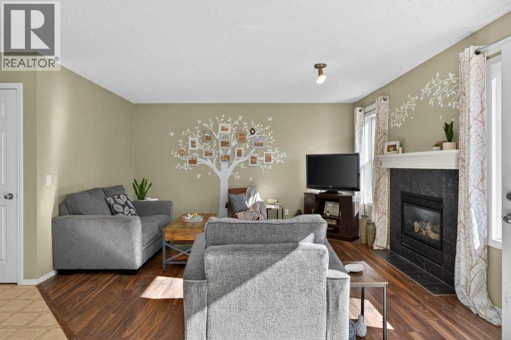11 Cimarron Meadows, Okotoks, Alberta, T1S2E4 — thumbnail 7