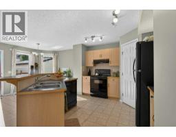 Primary Bedroom - 11 Cimarron Meadows, Okotoks, AB T1S2E4 Photo 10
