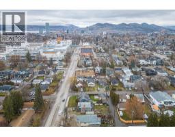 2415 Pandosy Street, Kelowna, BC V1Y1T7 Photo 10