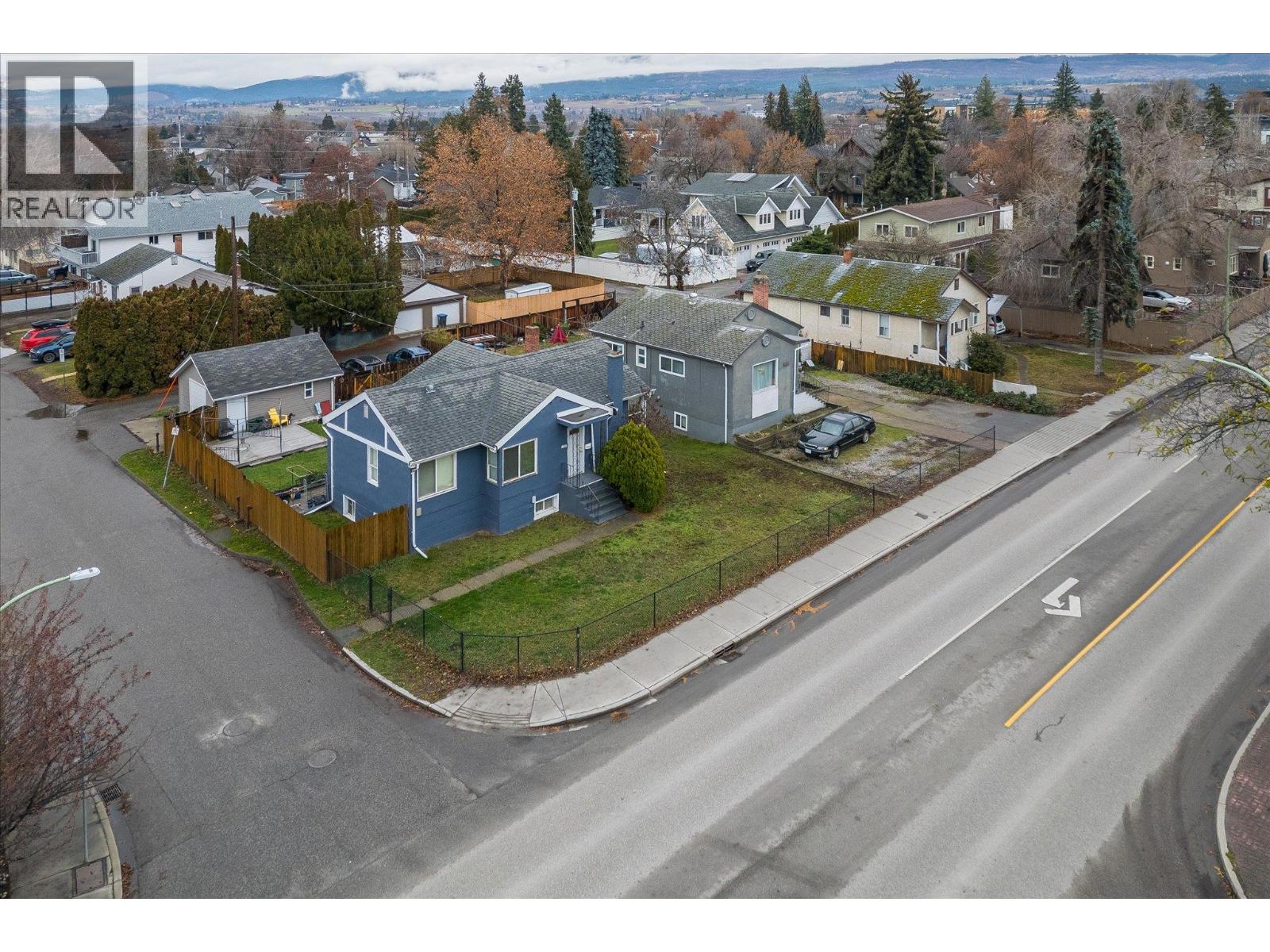 2415 Pandosy Street, Kelowna