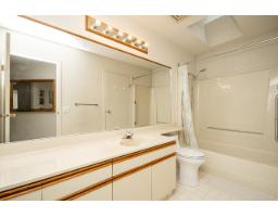 1 2345 Cranley Drive, Surrey, BC V4A9G5 Photo 23