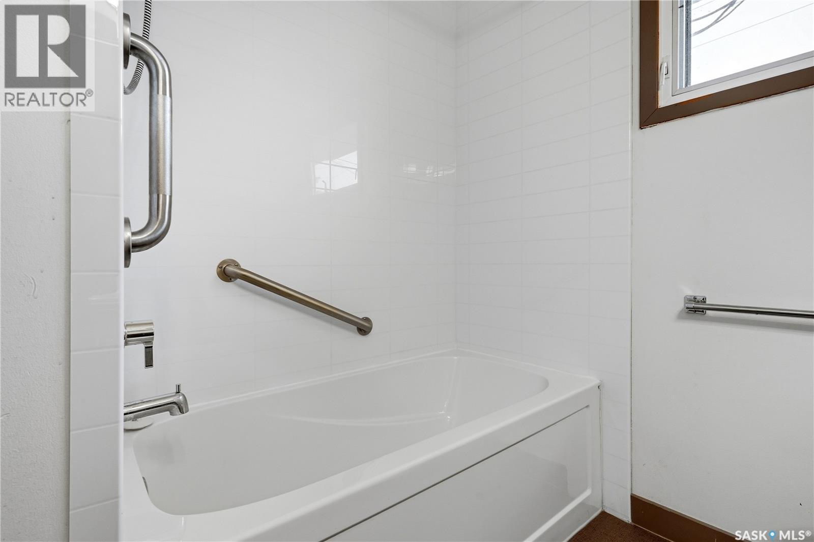 148 Woodward AVENUE - 17