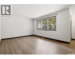 Bedroom - 148 Woodward Avenue, Regina, SK S4R3H4 Photo 6