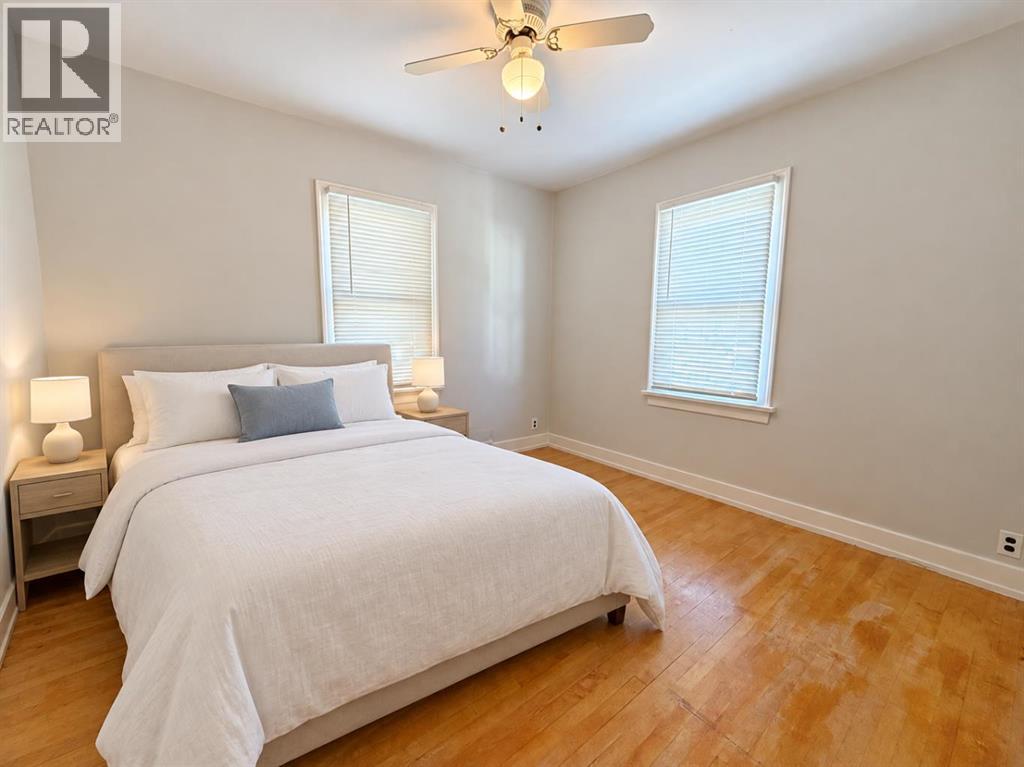 4825 51 Avenue - 10