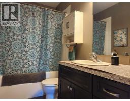 Bedroom - 89 Poplar Street, Drumheller, AB T0J0Y1 Photo 9