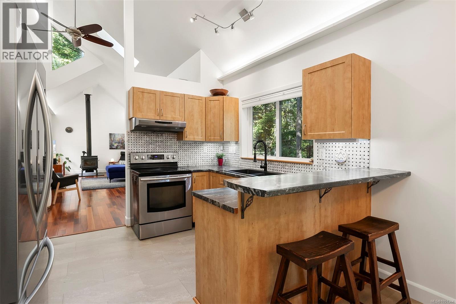 1285 Hurford Ave, Courtenay