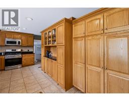 Mud room - 931 Charing Cross Road, Chatham, ON N7M5H7 Photo 7