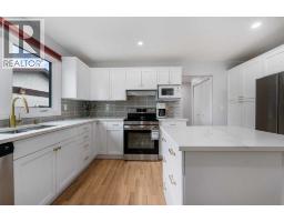 479 Bracewood Crescent Sw, Calgary, AB T2W3B7 Photo 22