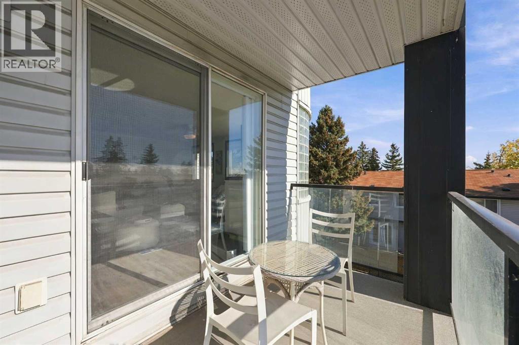 #220 2022 Canyon Meadows Drive SE - 31