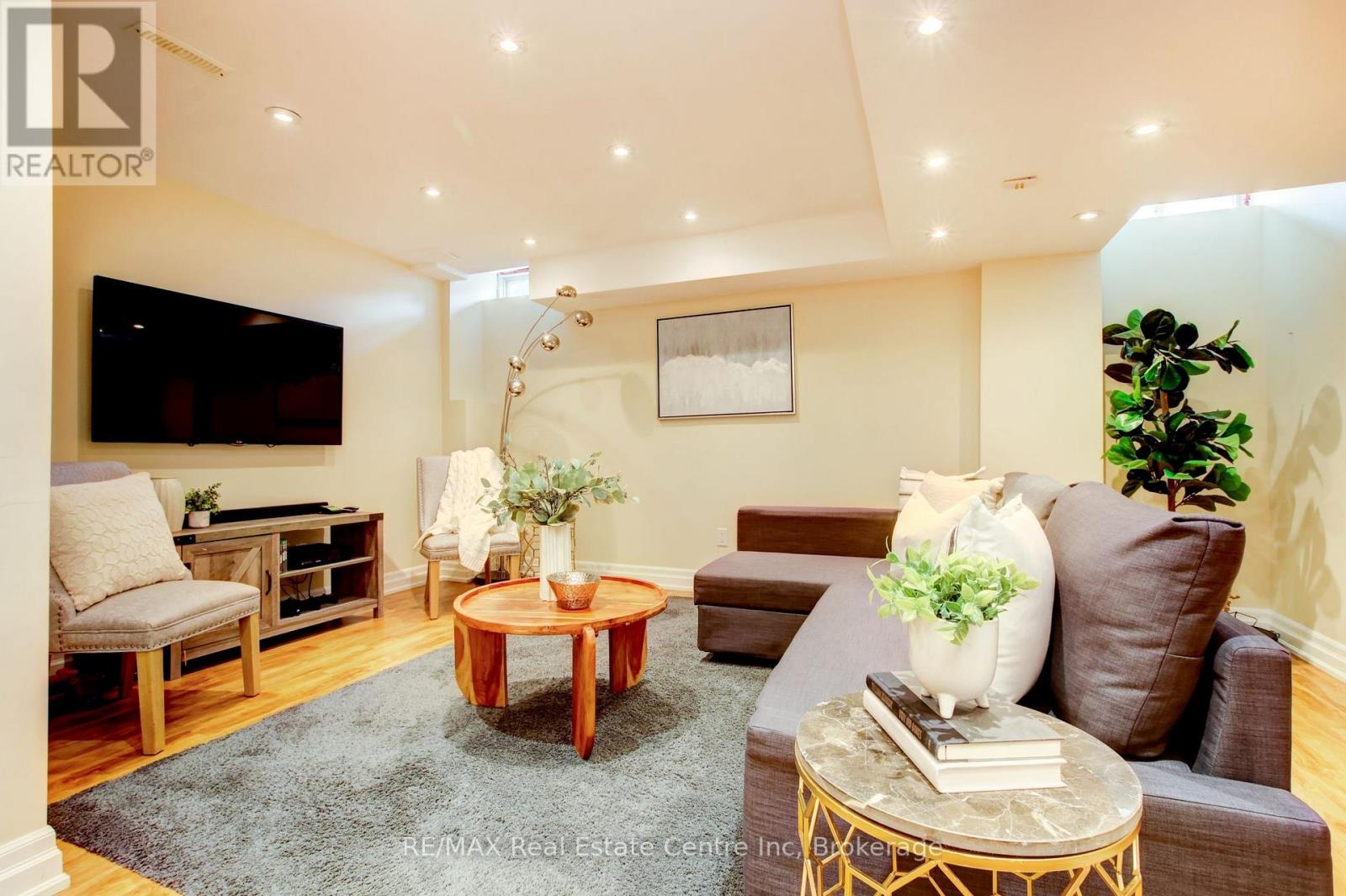 52 BARDOE CRESCENT - Image 30