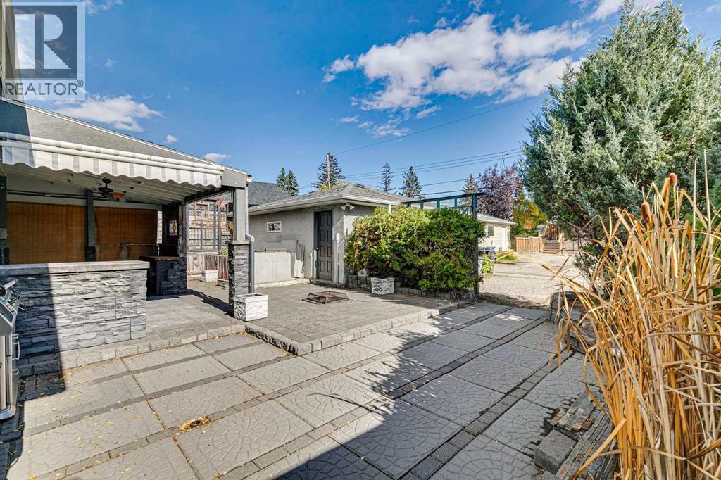 612 Mcintosh Road NE - 25