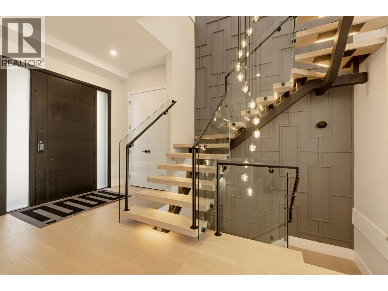 2118 W 21ST AVENUE, Vancouver