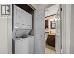 305 526 Thirteenth Street, New Westminster, BC V3M4L9 Photo 19