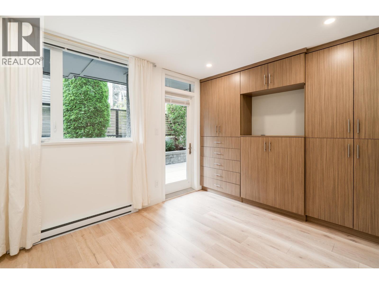101 562 E 7TH AVENUE, Vancouver