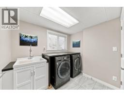 21768 117 Avenue, Maple Ridge, BC V2X2J5 Photo 38