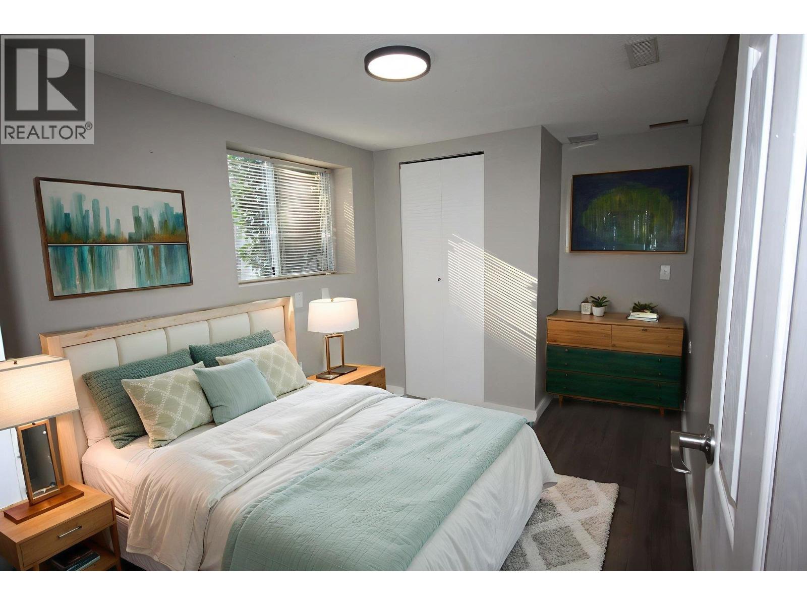 2973 WEMBLEY DRIVE, North Vancouver