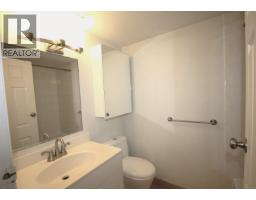 2973 Wembley Drive, North Vancouver, BC V7J3B9 Photo 9