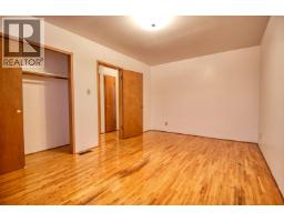 Top 904 E 52nd Avenue, Vancouver, BC V5X1H2 Photo 14