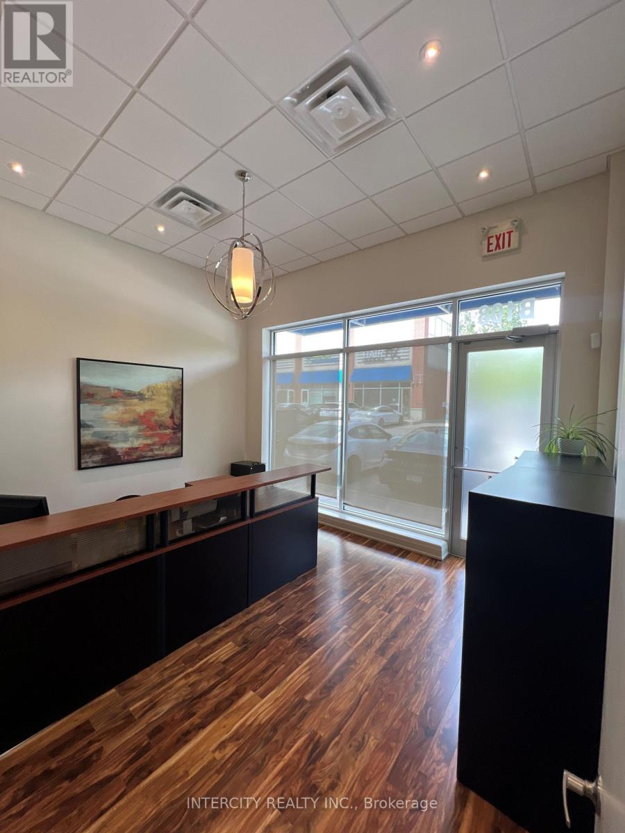B108 - 11685 YONGE STREET, Richmond Hill (Jefferson) — photo 2