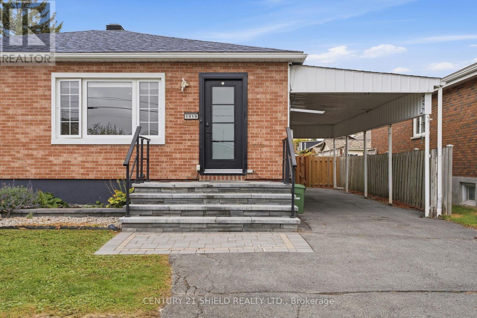 1019 MIRON AVENUE, Cornwall — photo 5