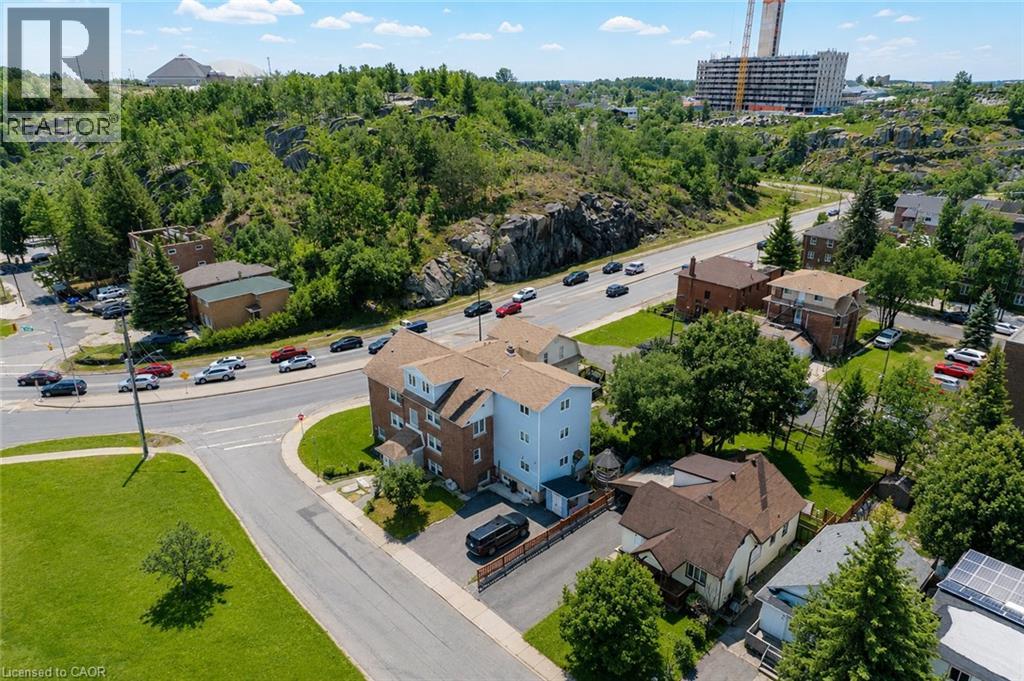293 CHARETTE Street - Image 38