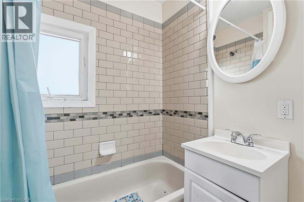 77 PROVINCE Street N - Image 18