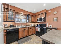 Laundry room - 33950 Bachand Street, Bluewater, ON N0M2T0 Photo 9