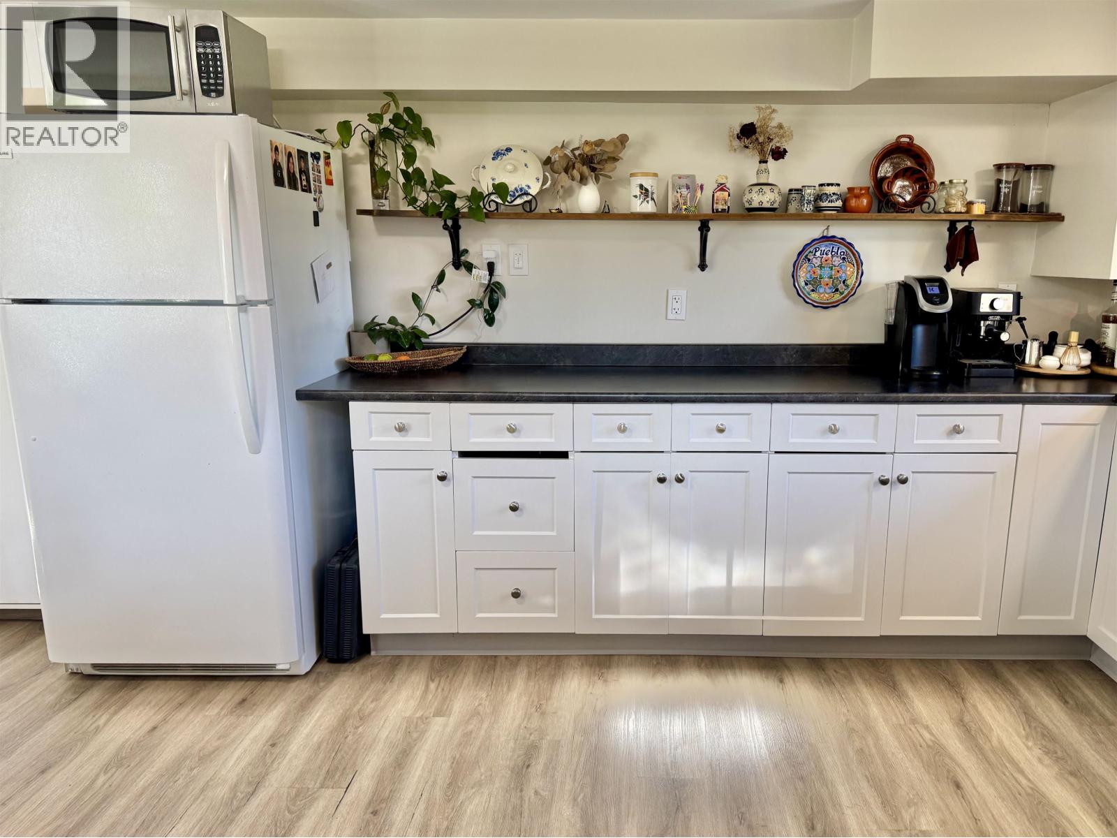 4186 2ND AVENUE - 27