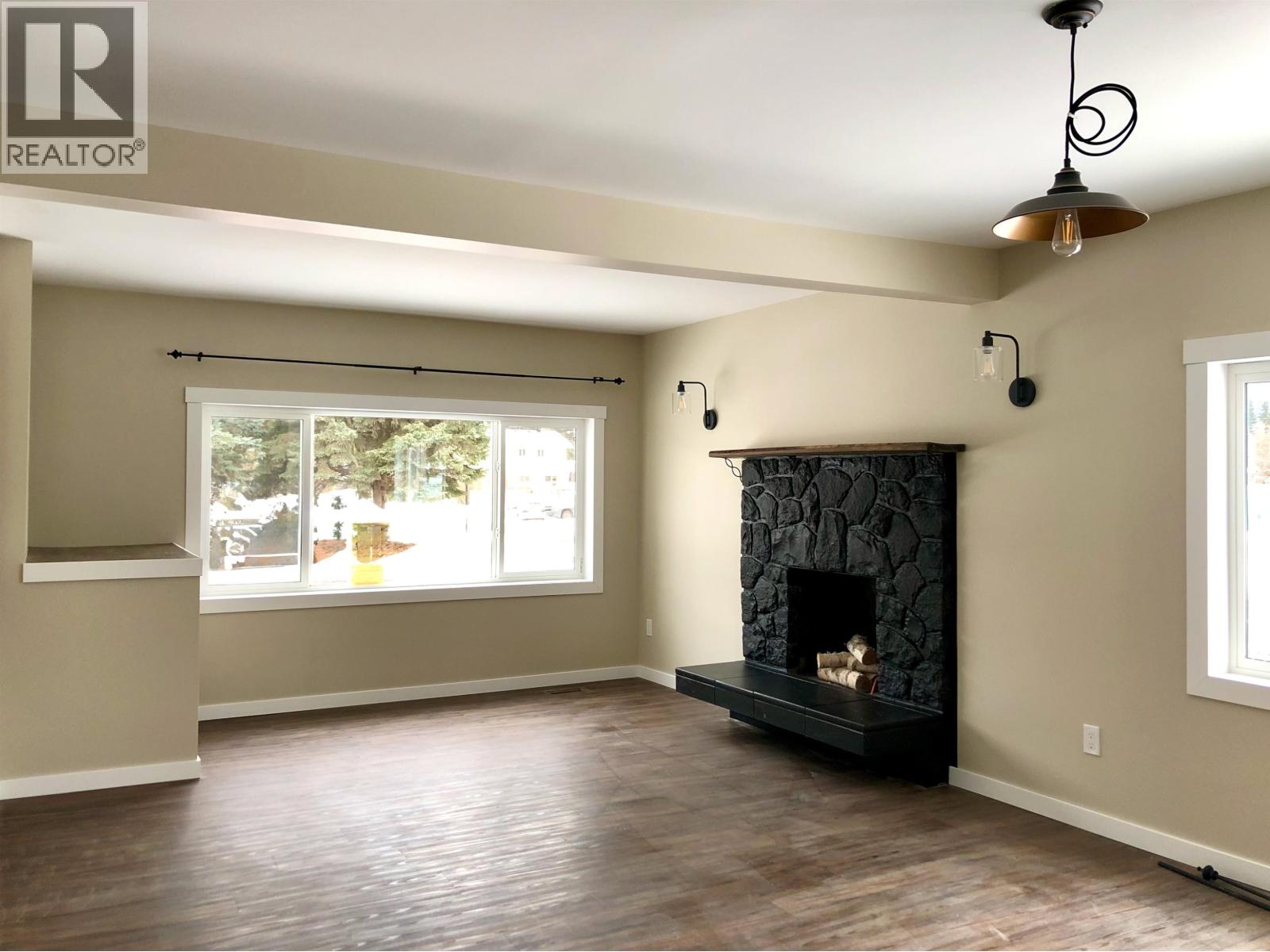4186 2ND AVENUE - 7