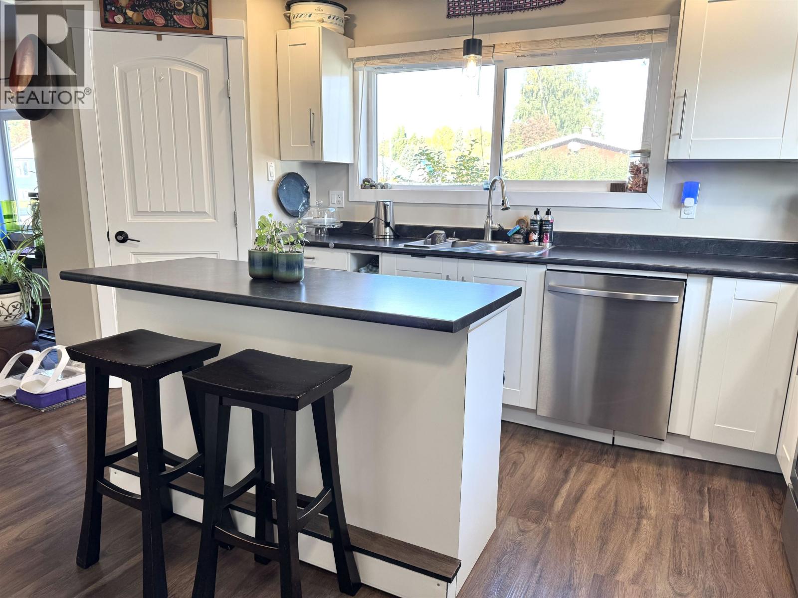 4186 2ND Avenue, Smithers