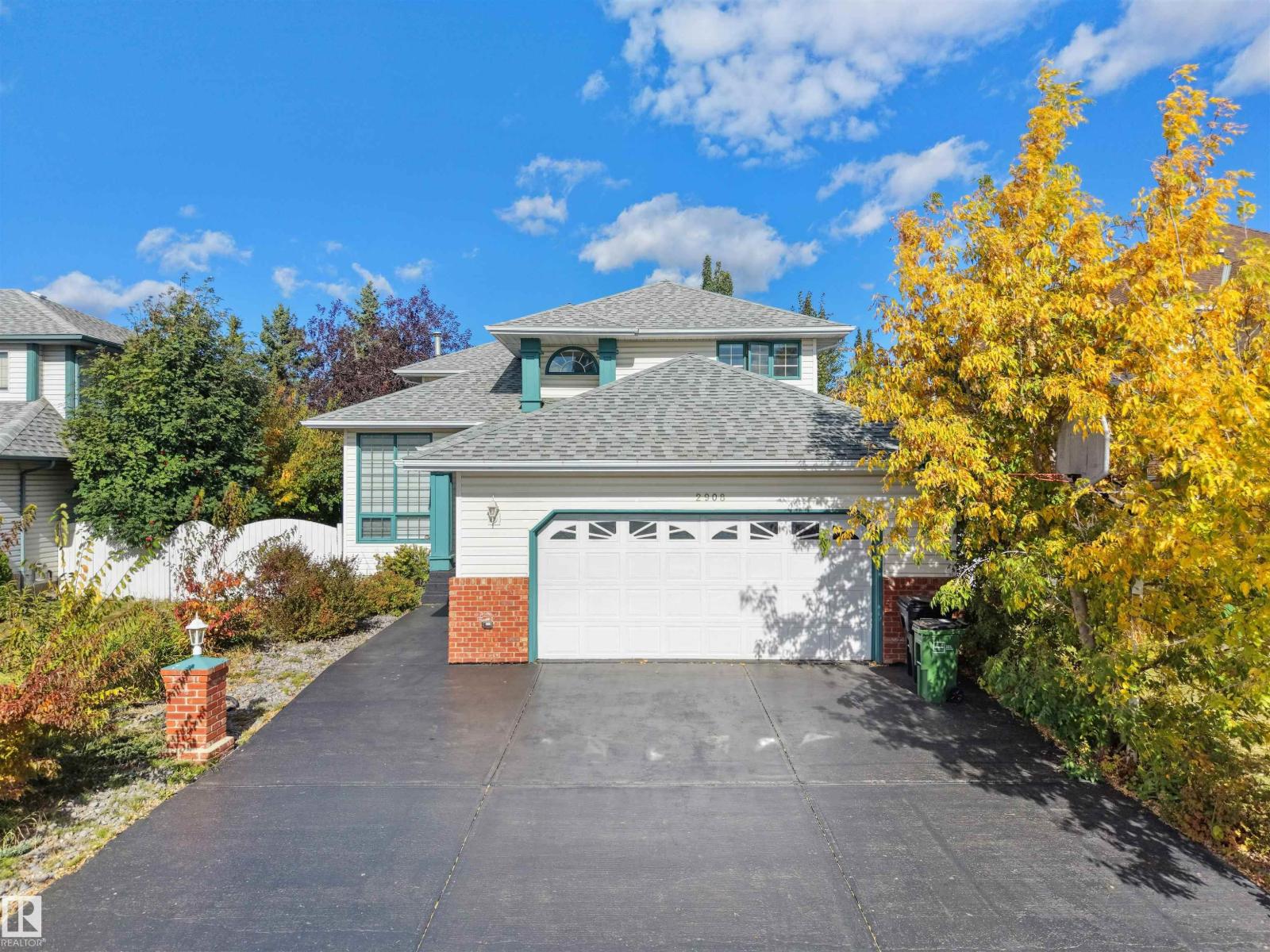 2908 44A AV NW, Edmonton, Alberta, T6T1G9