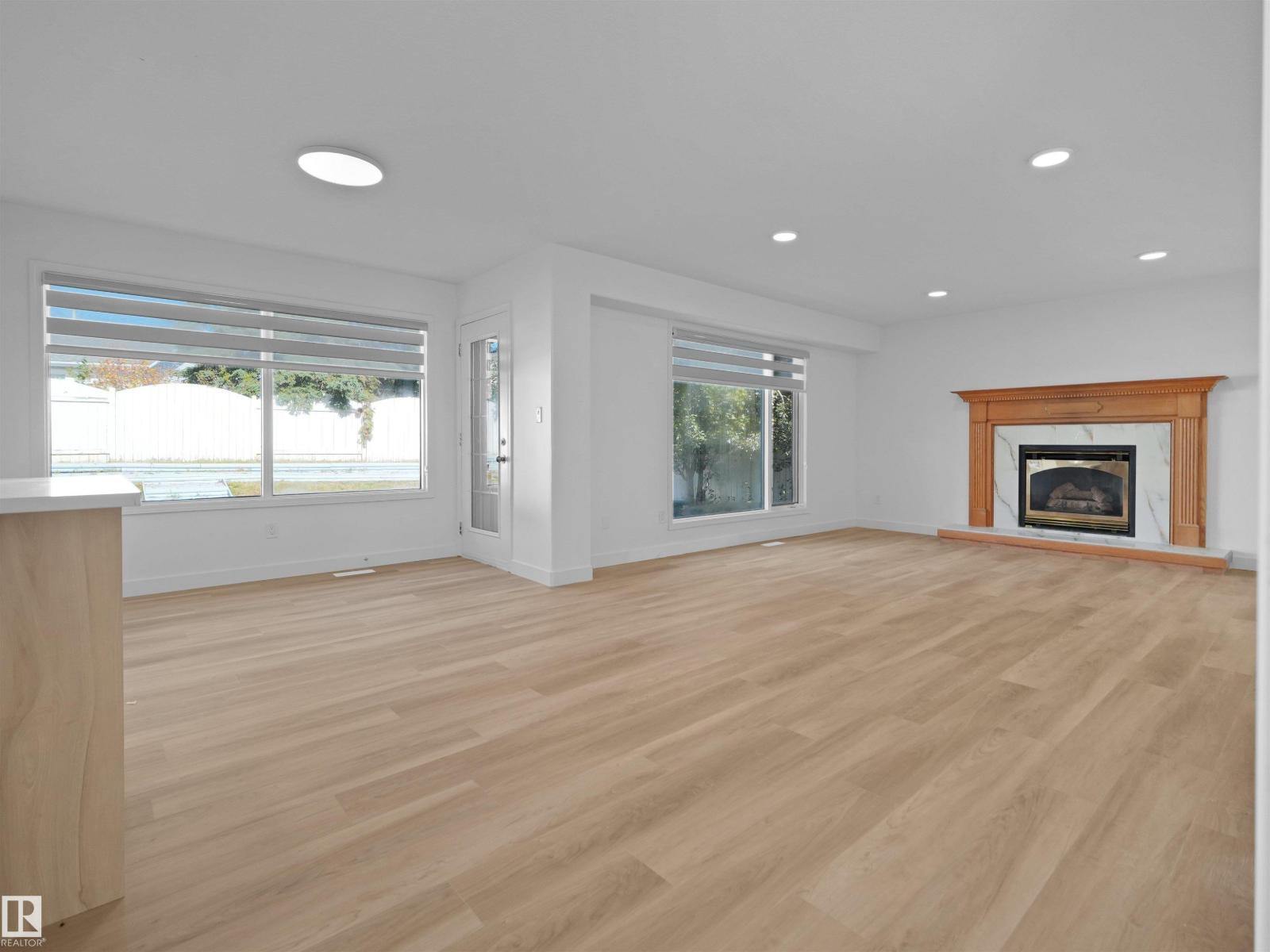 2908 44A AV NW - 20