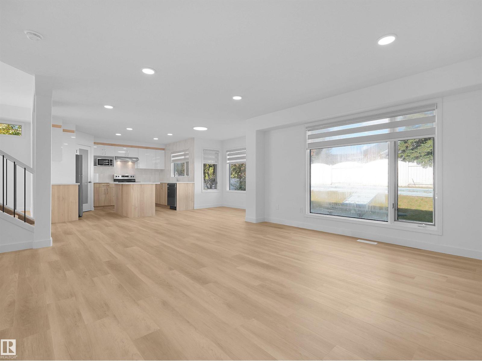 2908 44A AV NW - 22