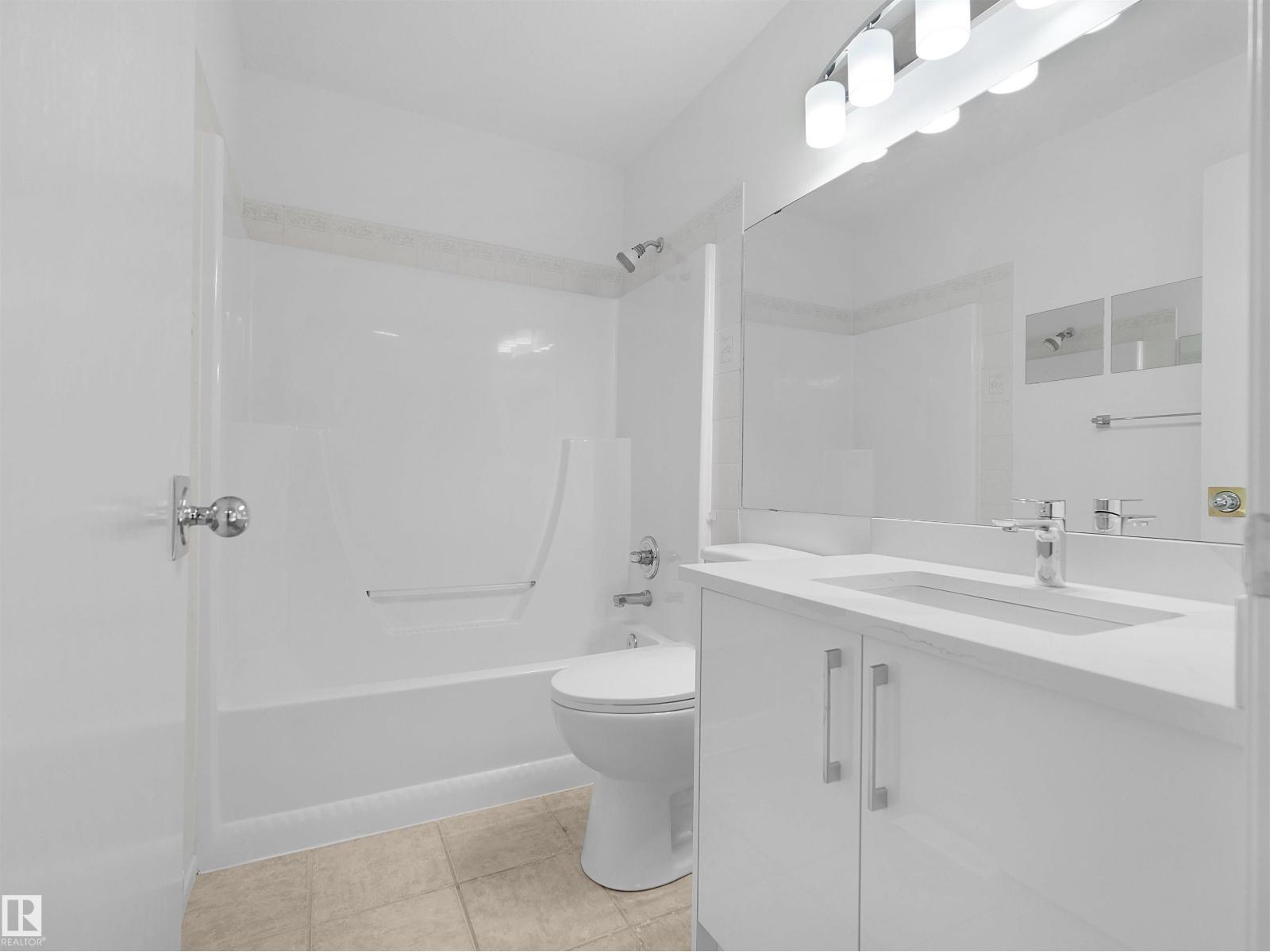 2908 44A AV NW - 32