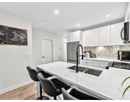 421 13238 105 Avenue, Surrey, BC V3T0W1 Photo 14