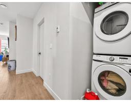 421 13238 105 Avenue, Surrey, BC V3T0W1 Photo 21