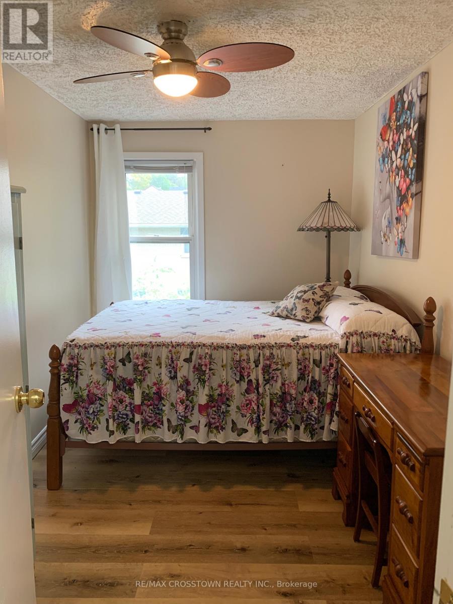 66 MAPLE STREET - 27