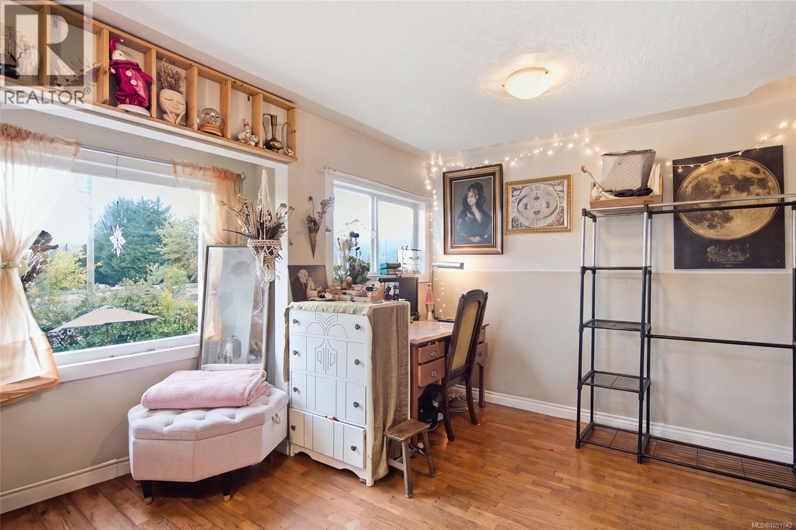 619 Pine St - 5