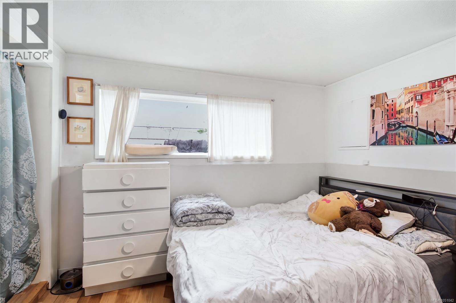 619 Pine St - 30