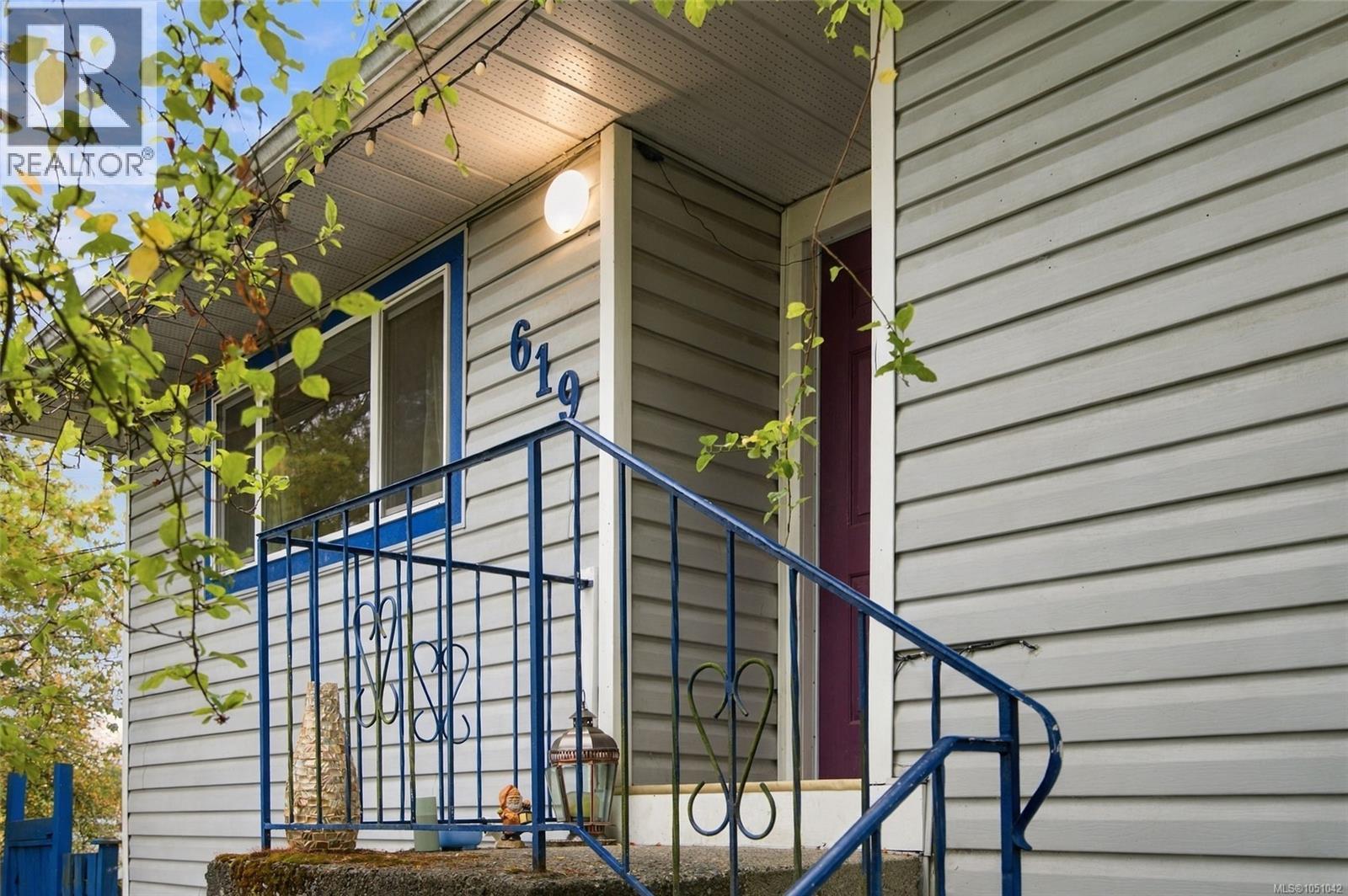 619 Pine St, Nanaimo