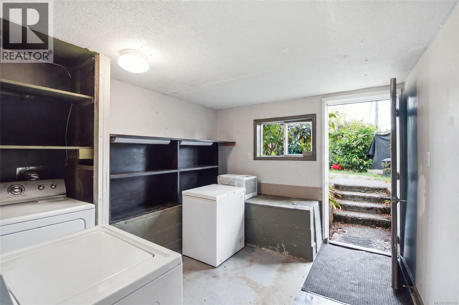 619 Pine St, Nanaimo