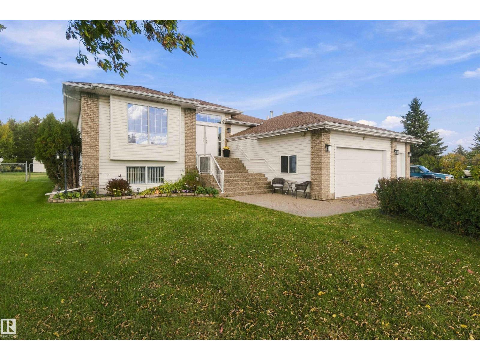 16, 56019 Rge Rd 230 - 2
