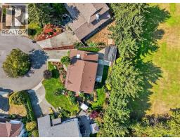 3961 Reynolds Crt, Saanich, BC V8P5L9 Photo 49