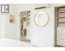 Entrance - Th9 3450 Whittier Ave, Saanich, BC V8Z3R2 Photo 12