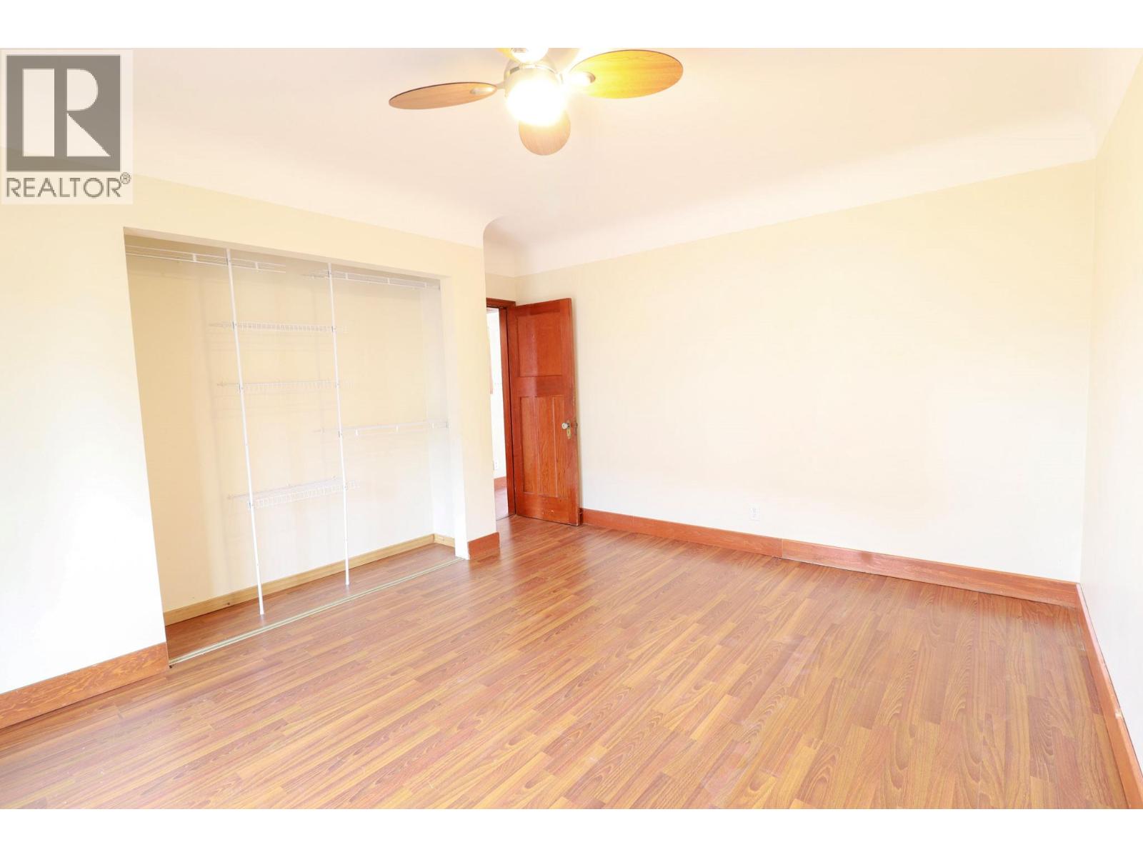 156 Nanaimo Avenue E, Penticton