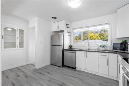 Laundry room - 1129 Inkster Boulevard, Winnipeg, MB R2X1P3 Photo 7