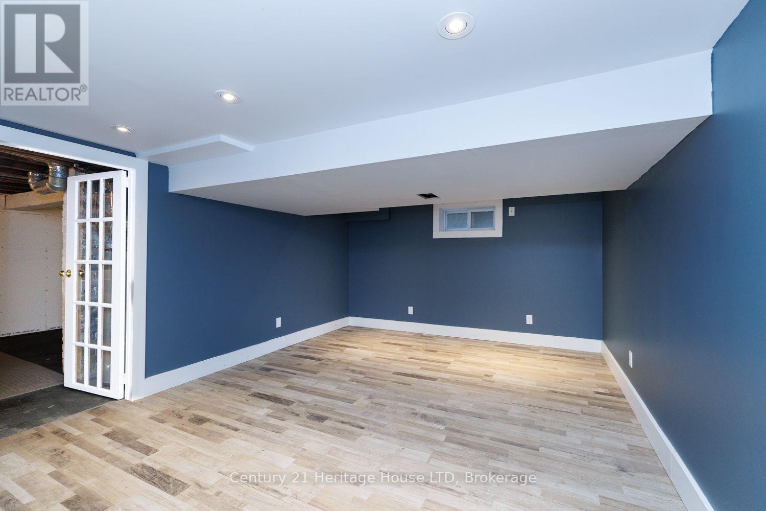 305 PHIPPS STREET S - 15